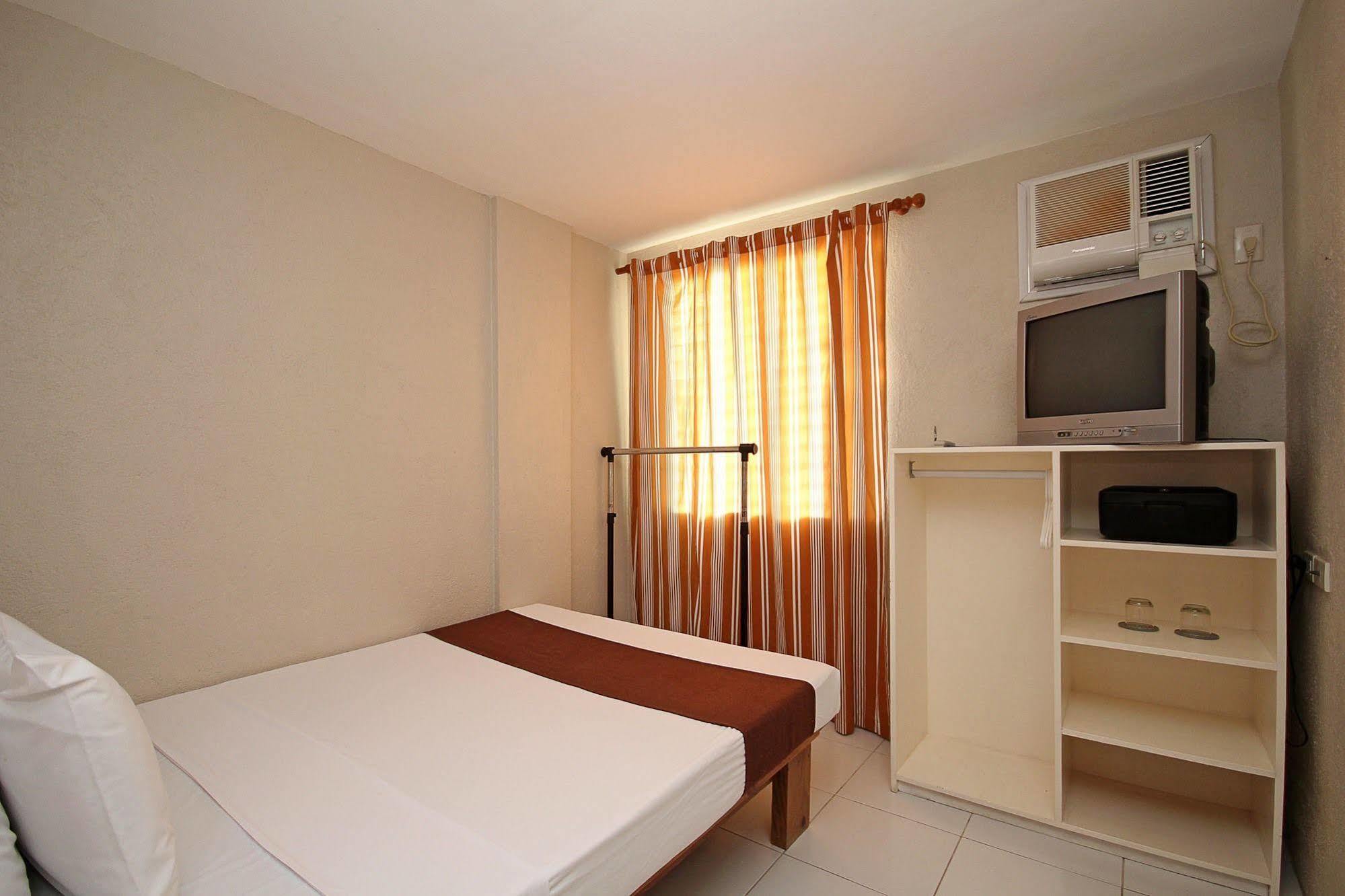 Mr Holidays Hotel Balabag  Zewnętrze zdjęcie